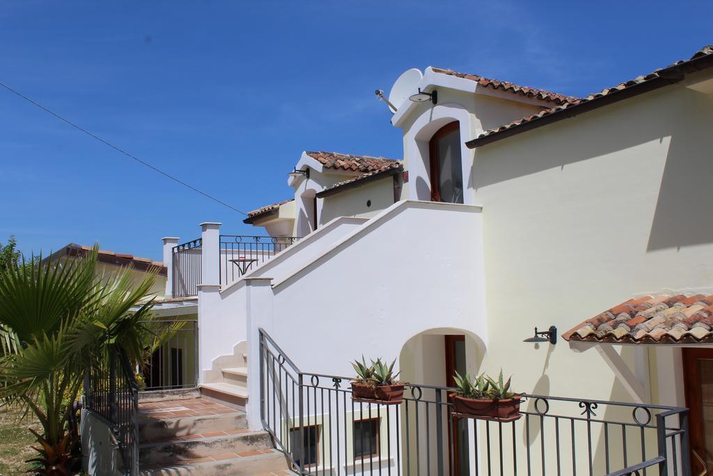 Albergo Villa Vittoria Rodi Garganico Εξωτερικό φωτογραφία