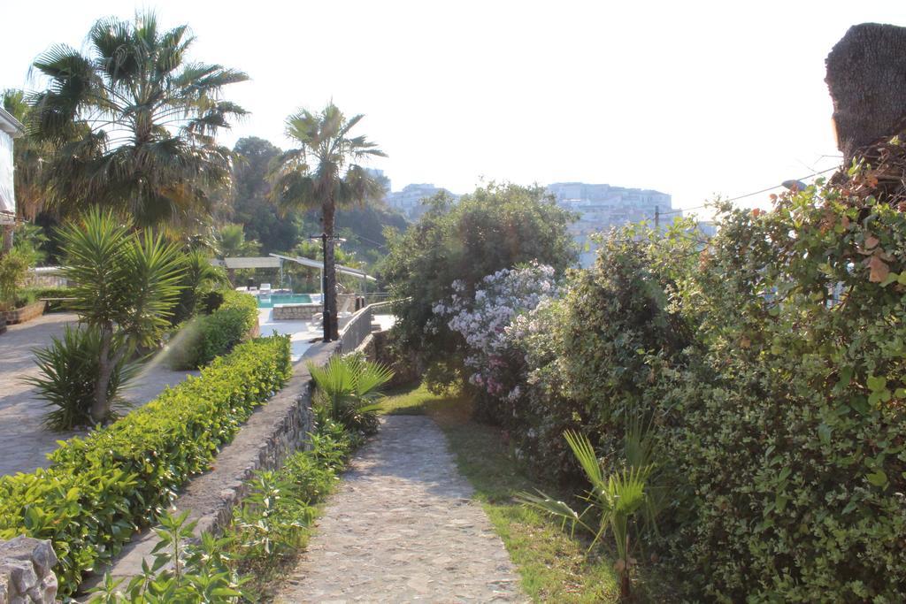 Albergo Villa Vittoria Rodi Garganico Εξωτερικό φωτογραφία